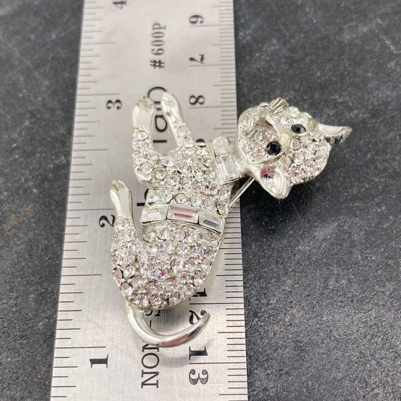 VINTAGE Clear rhinestone and silver tone metal cat brooch 1940s 1950s kitty pin - Picture 2 of 8